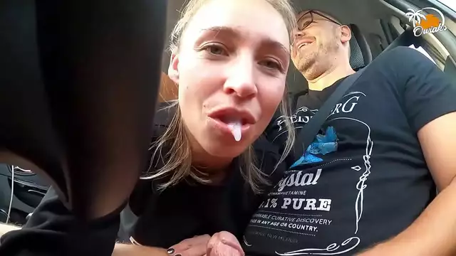 Experience the Ultimate Amateur Cumshot Compilation Featuring a Blonde MILF!