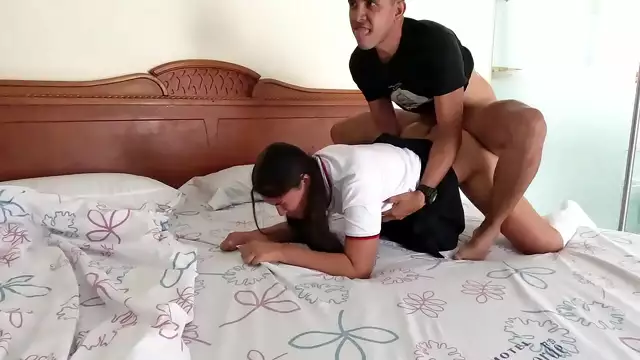 Cuando La Entrenadora Fisica De CONALEP Se Toma El Control: Deliciosa Chupada De Culo En El Motel!