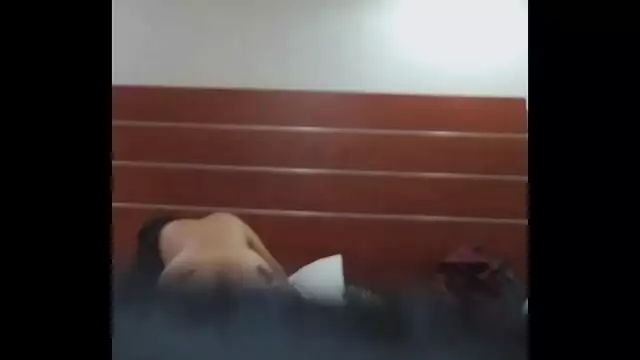 Reveal the Luscious Secrets of Desi Beauties with Your Bestie - CAMARA ESCONDIDA CON AMIGA 1