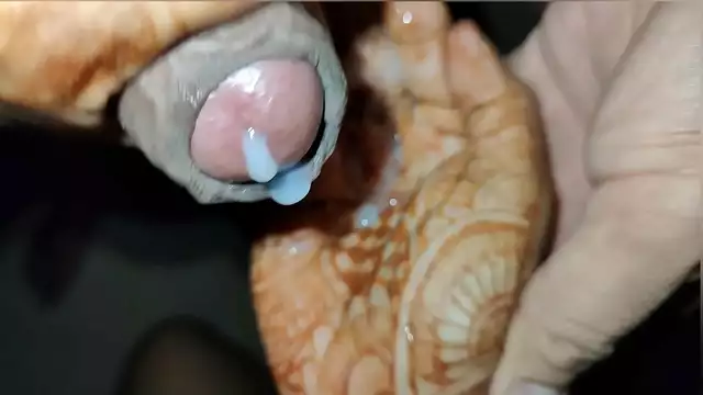 Discover the Alluring Chennai Enchantress's Intense Blowjob Skills!