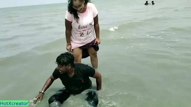 Watch the New Desi Couple's Full Uncut Sex Video Leaked from Their Mobile Device!