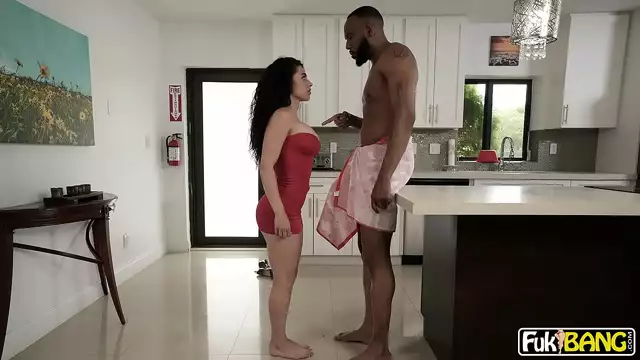 Witness Amirah Sky's Sensual Creampies and Seductive Barefoot Walks of Shame!