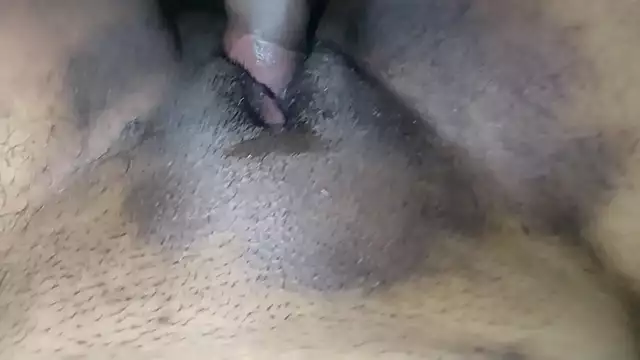 Experience the Sultry Allure of a Luscious Tamil Desi Wife with Our Exclusive Video!