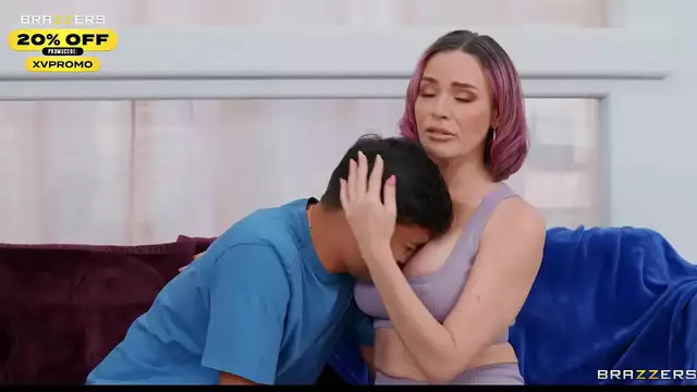 Revealed: Dana DeArmond's Secret to Becoming a Luscious MILF with a Enchanting Ass That Drives Men Wild!