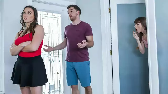 Indulge in the Thrilling Indian Sex Scene of Desirable Isabella Nice and Isabelle Deltore with The Lucky Guy