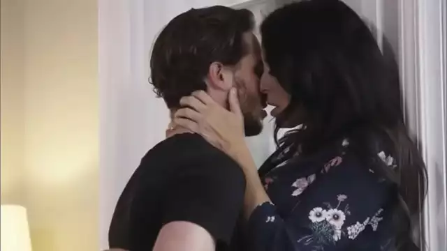 Intimate Moments with a Luscious Brunette: BangSluts