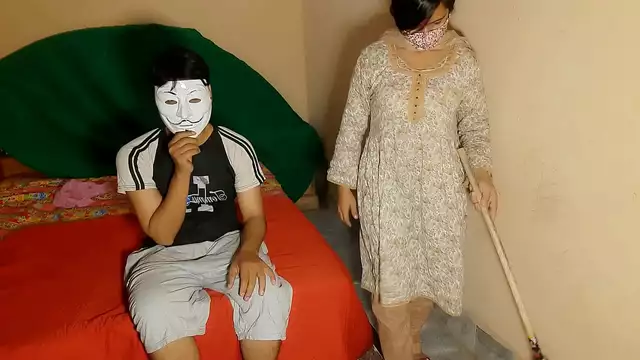 WATCH: Luscious Indian MILF Enchantress Gets Fucked by House Owner in HOT Anal Sex Viral Video