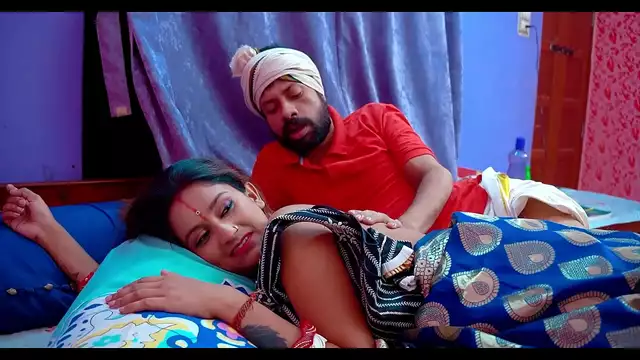 Indulge in the Passionate Romance of a Sexy Indian Housewife - Blowjob, Pussy Fucking