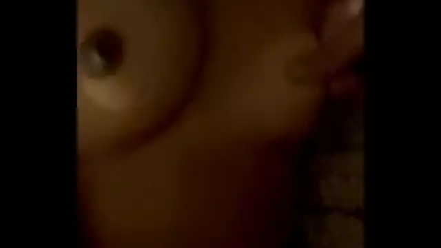 Indian Beauty Unleashed: Luscious College Girl in Oyo Hotel Room!