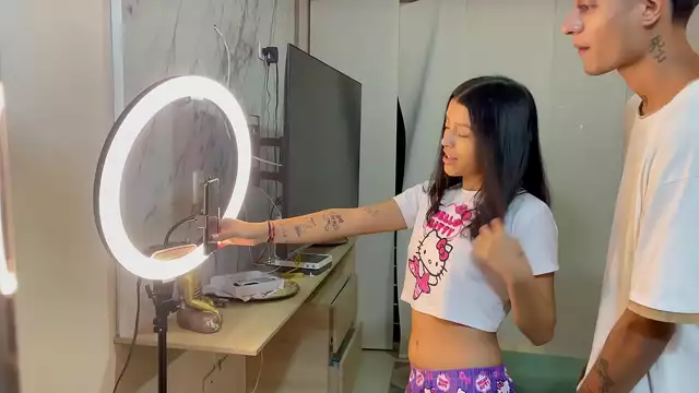 Help My Little Sister with Her Social Media and Ended Up Pounding Her Tight Ass