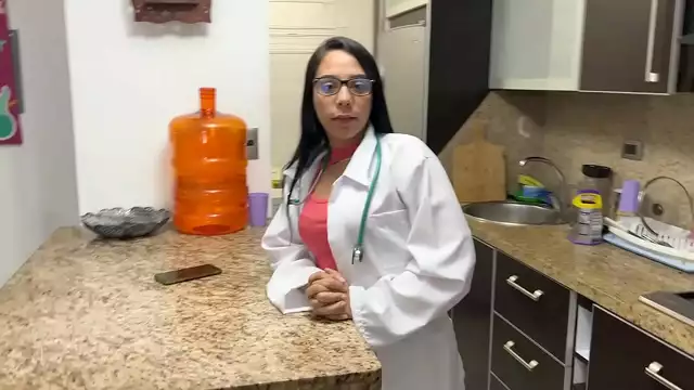 Hijastro's Erectile Dysfunction Solution: Luscious MILF Steps in as His Stepbrother's Doctor