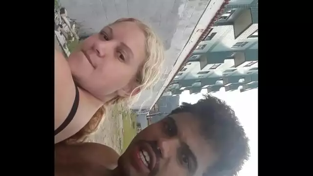 Indulge in the Luscious Body of Desi Enchantress on Cam - Exclusive Video!