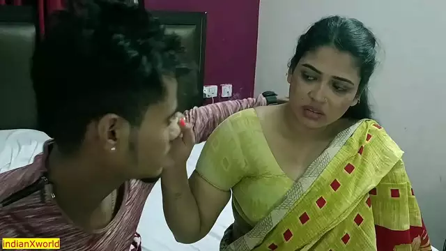 TV Mechanic fuck hot bhabhi at her room&excl; Desi Bhabhi Sex