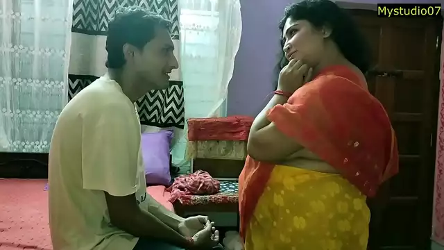 Indian Hot Bhabhi XXX sex with Innocent Boy&excl; With Clear Audio