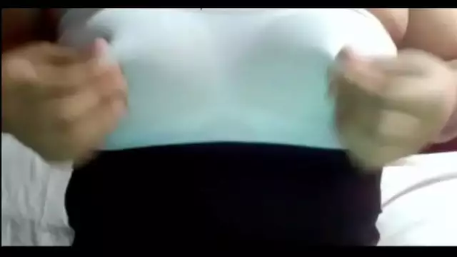 indian wife boob exposing hindi