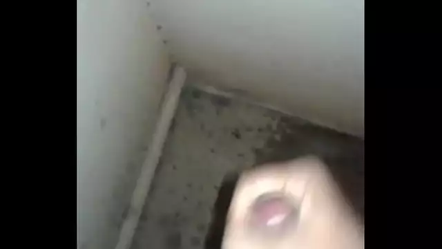 desi boy gives cumshots