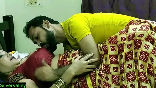 Indian xxx sexy Milf aunty secret sex with son in law&excl;&excl; Real Homemade sex