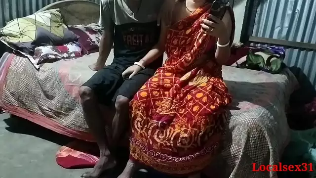 Desi Wife Sonali Fuck Hushband Not a home &lpar; Official Video By Localsex31&rpar;