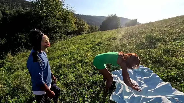 Indian Gypsy girl scared by monster &lpar;first video&rpar;