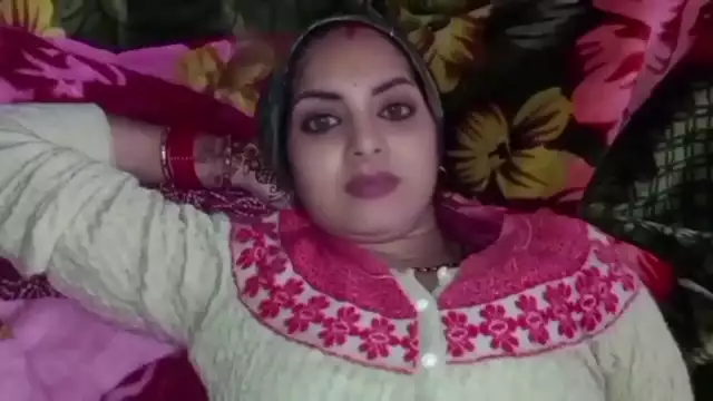Indian desi young girl was fucked by her boyfriend&comma; Indian xxx video of Lalita bhabhi in hindi audio