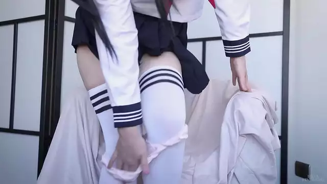 Squirt with Bella Hentaigirl and the Hitachi Magic Wand - A Japanese Student's Exploration