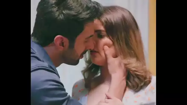 Desi aunty romance in young gay