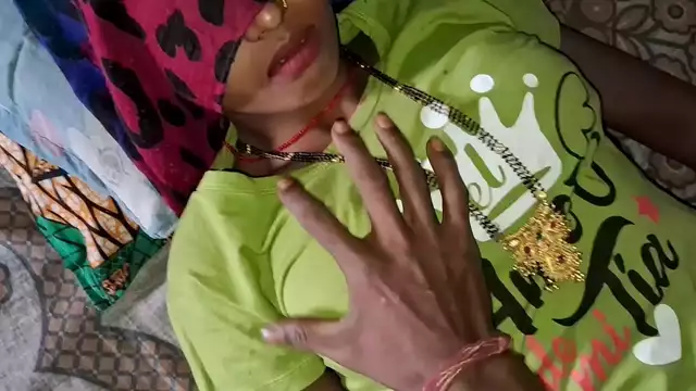 Desitopten Was going to sleep sali and &comma; jija ji saw the opportunity and fucked me desi indian best indian sex real desi sex video x videos