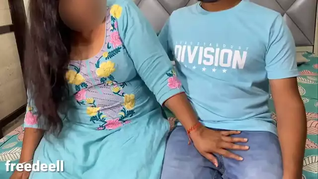Dost Ki Maa Chod di&period; Hindi XXX Video