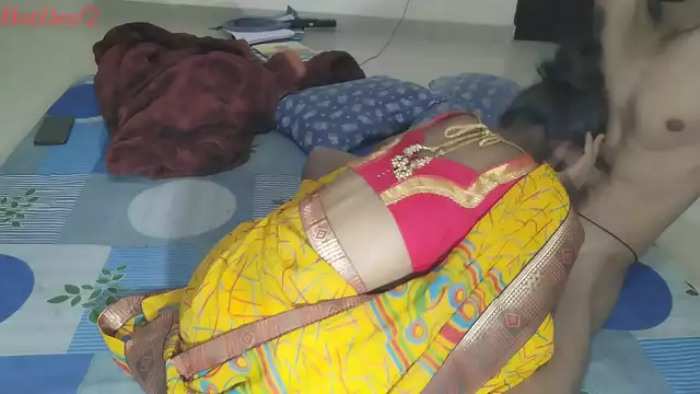Indian aunty Tight Pussy Fucking Hot Sex