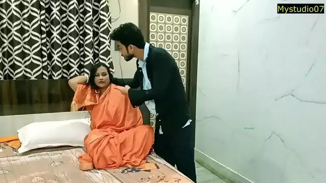 Desi step mother in law fucked by daughter husband&excl; Viral jobordosti sex with audio