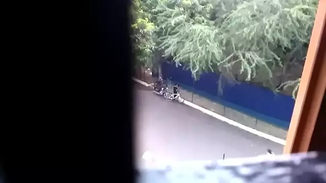 ITI students kissing in public &lpar;2&rpar;