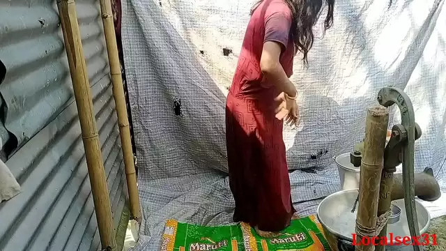 Desi Wife Bathroom sex In Outdoor &lpar;Official video By Localsex31&rpar;