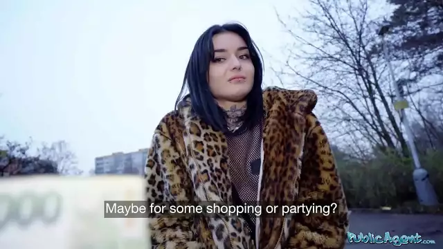 Experience the Elegance of French Beauty Crystal Cherry's Outdoor Blowjob with Big Dick Pov