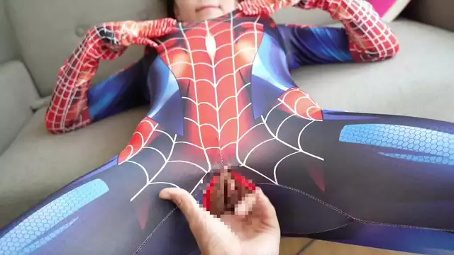 Beautiful Women's Ideal Body Exposed - Spider-Man Fails to Catch Criminal in Shameful Pose,