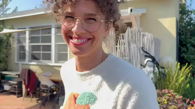 Experience the Stepmom's Desire ~ Does She Want Me or My Dad?