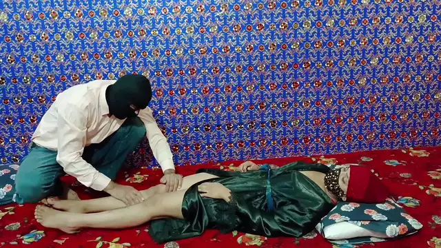 Lucky guy gives full body massage to beautiful Indian girl and then has sex with her