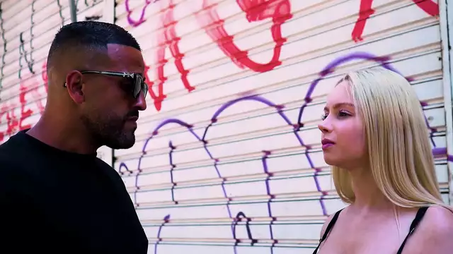 Japanese hottie gets nailed for $10 - Exclusive footage!