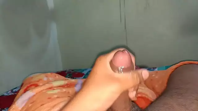Desi handjob cumshot