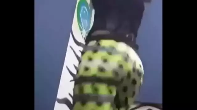 Sexy indian bitch dance