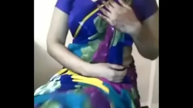 Sexy aunty desi boobs
