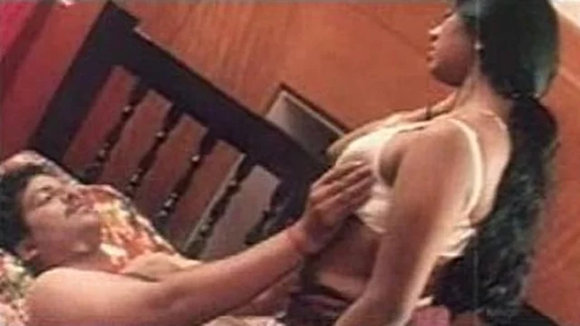 Indian actress Reshma fucking with her uncule