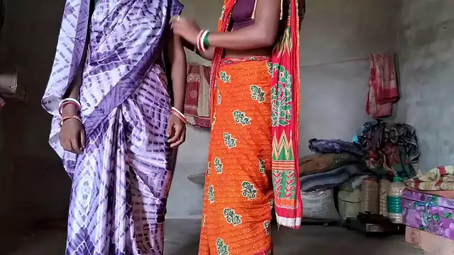 वाइफ और साली को यह दोनों को एक साथ साड़ी पहनना क जमकर चुसाई