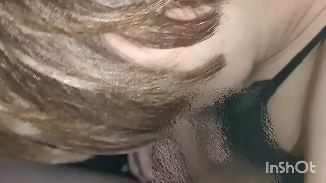 Japanese Girl Fervently Handjobs Herself to Climax on Webcam!