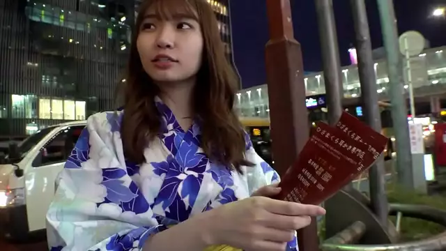 Japanese Beauty Mitsuha Serving with a Smile All Day and Night at the Ear Cleaning Salon - Sensitive Body Type