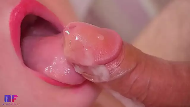Jav Babe's Epic Blowjob Technique Revealed! Must-Watch Close-Up Oral Creampie Scene!
