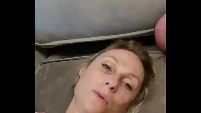 Japanese Goddess Aline Flavio Unveils Her Voluptuous Figure in Mesmerizing Escapade