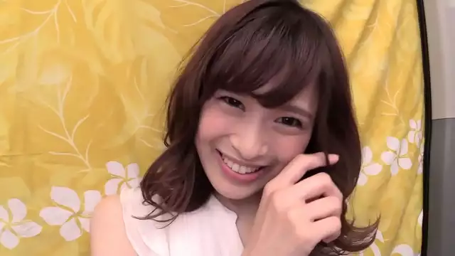 【超エロ デ ゴメンネ！】ガールズバーで働く女の子にインタビュー！さおり&lpar;22&rpar; 源氏名えま&srarr;Q「お客さんとヤッた事ある？」 A「4人くらいとヤッた」&srarr;彼氏のチ&cir;コが小さいという切実な悩みがあり欲求不満&srarr;●いが回ってガードが緩い&srarr;手マンですぐイク&srarr;バックが好きというリクエストにお答えして&hellip;