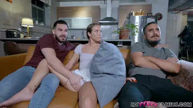 Fucking My Hot Stepsis While Her Lucky Hubby Watches - Violet Reign's Taboo Family Fun