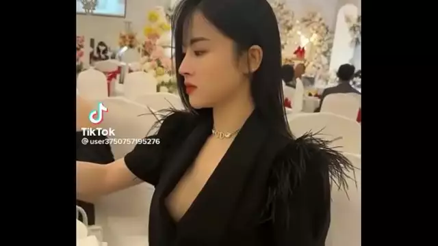 Nipslip Alert! Sneak Peek of Juicy Nipples on Tik Tok - You Won't Believe Your Eyes!