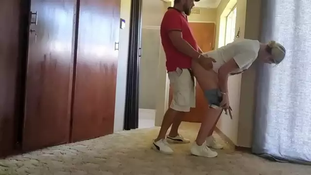 Japanese Beauty Rewards Pizza Delivery Guy with Sexy Surprise